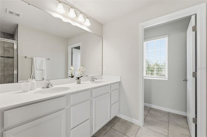Image No.30-3 Bed House for sale