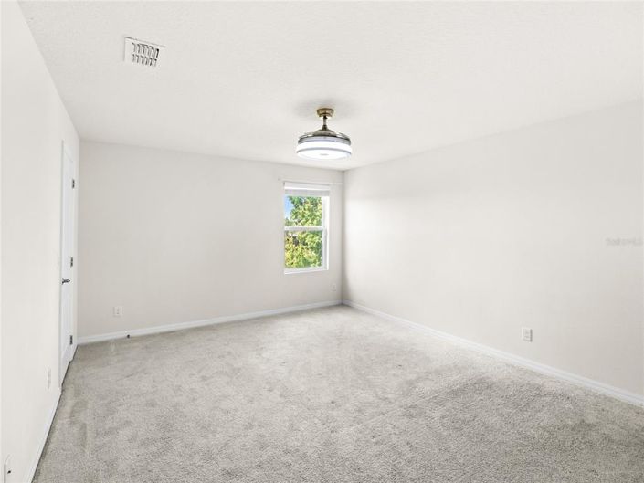 Image No.35-5 Bed House for sale