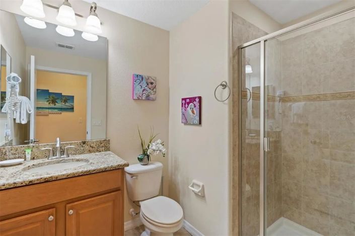 Image No.20-5 Bed Townhouse for sale