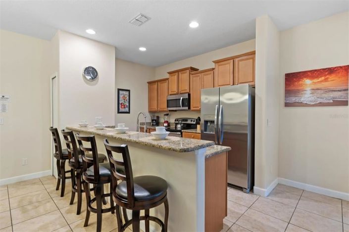 Image No.7-5 Bed Townhouse for sale