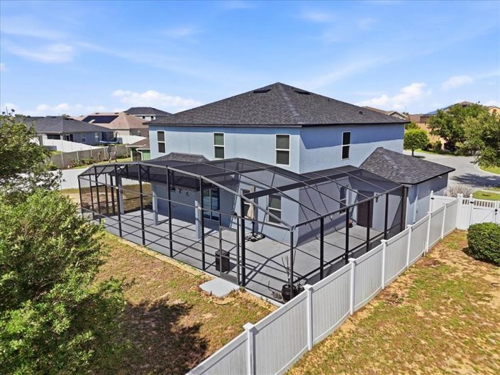 Image No.8-5 Bed House for sale