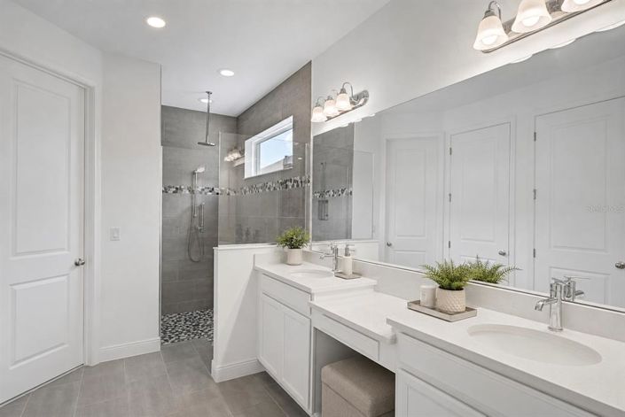 Image No.14-4 Bed House for sale