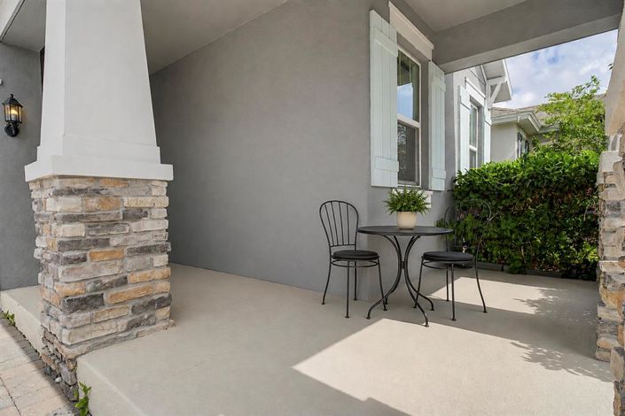 Image No.3-4 Bed House for sale