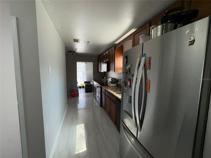 Image No.10-2 Bed House for sale