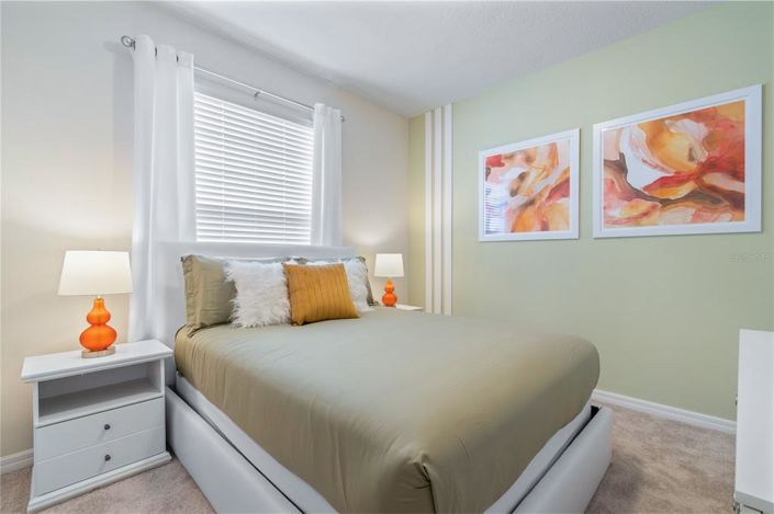 Image No.10-5 Bed Townhouse for sale
