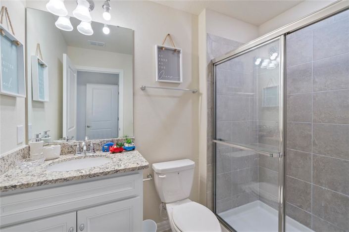 Image No.19-5 Bed Townhouse for sale