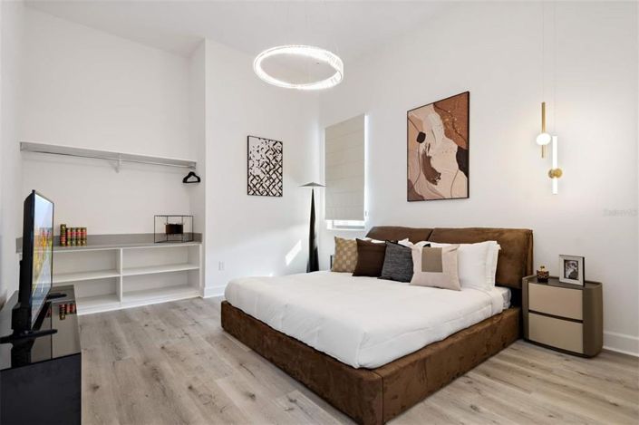 Image No.11-15 Bed House for sale