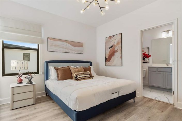 Image No.20-15 Bed House for sale