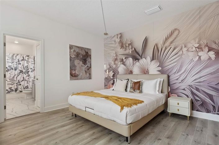 Image No.53-15 Bed House for sale