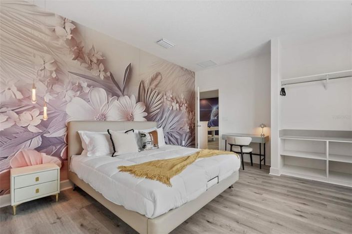 Image No.55-15 Bed House for sale