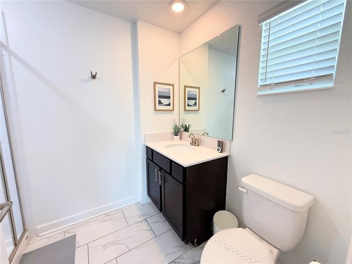 Image No.37-5 Bed Townhouse for sale