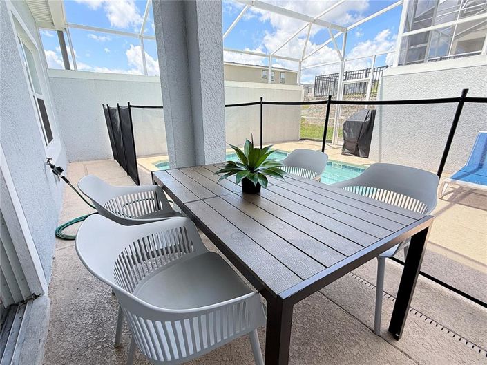 Image No.41-5 Bed Townhouse for sale