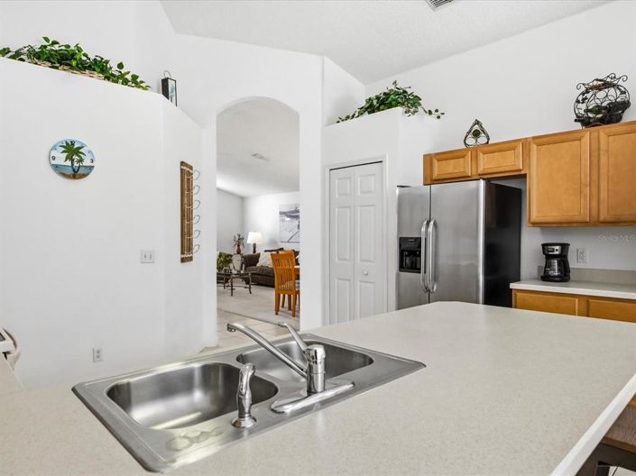 Image No.21-4 Bed House for sale