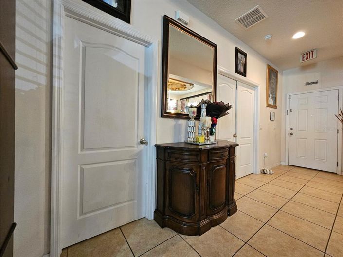 Image No.13-4 Bed House for sale