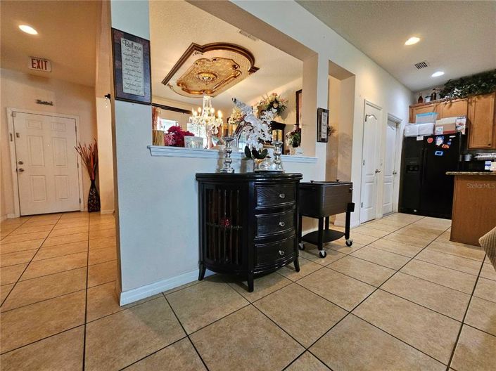 Image No.19-4 Bed House for sale