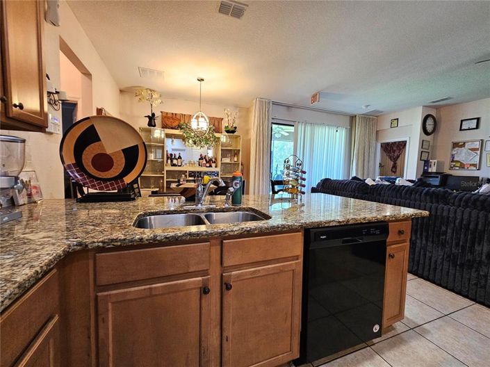 Image No.24-4 Bed House for sale