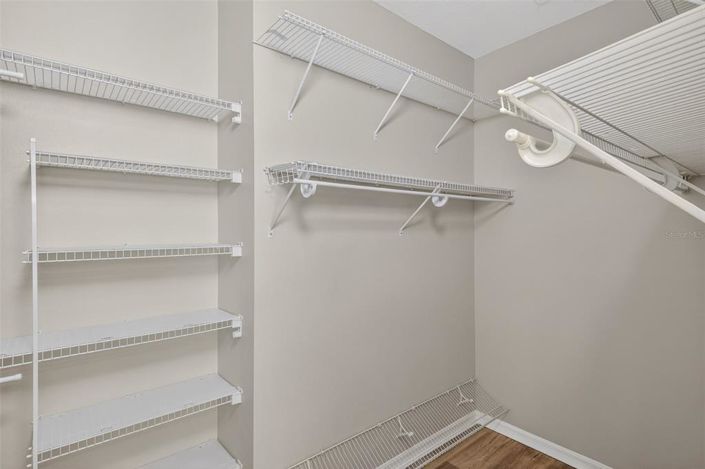Image No.29-4 Bed House for sale