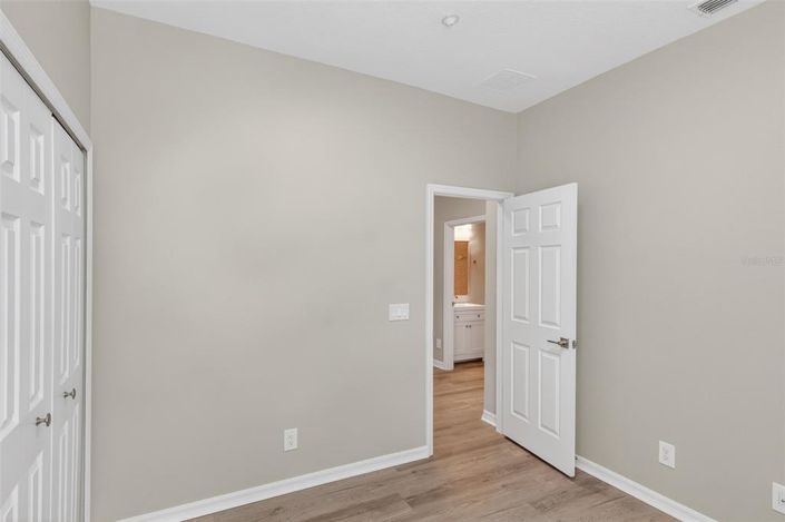 Image No.37-4 Bed House for sale