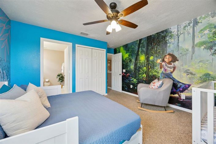 Image No.20-5 Bed House for sale