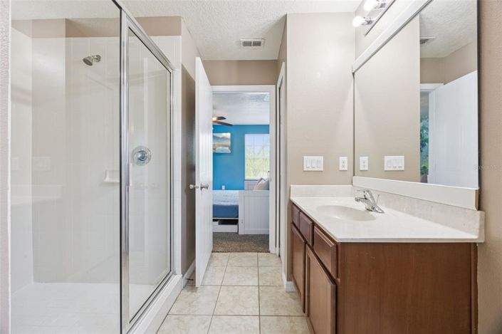 Image No.21-5 Bed House for sale
