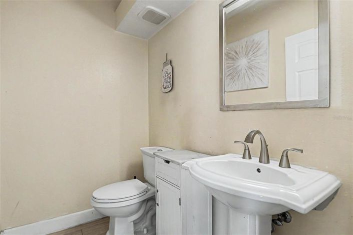 Image No.24-3 Bed Townhouse for sale