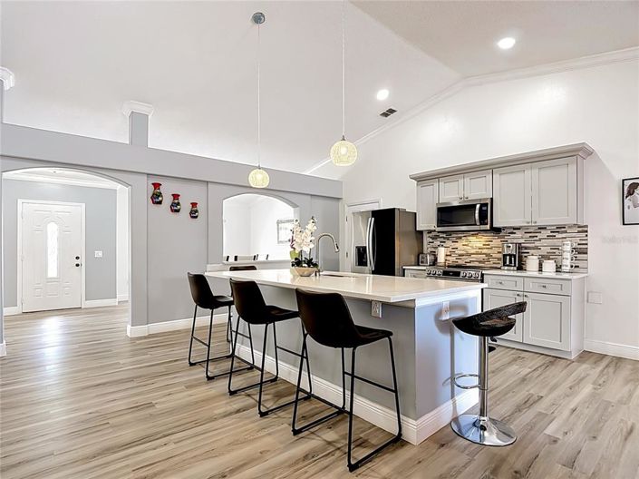 Image No.3-4 Bed House for sale