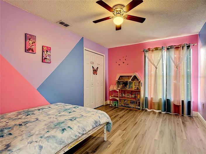 Image No.31-4 Bed House for sale