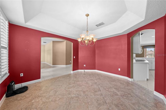 Image No.26-5 Bed House for sale