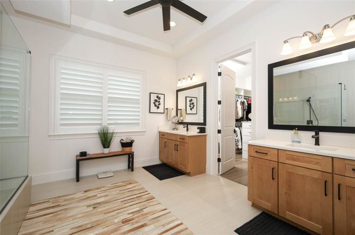 Image No.28-5 Bed House for sale