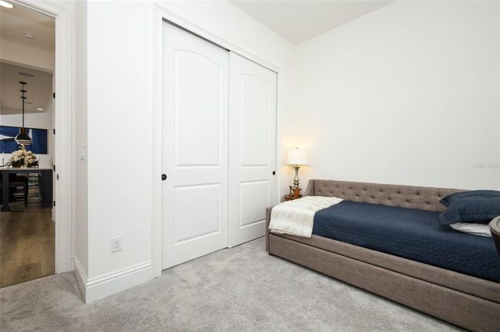 Image No.34-5 Bed House for sale