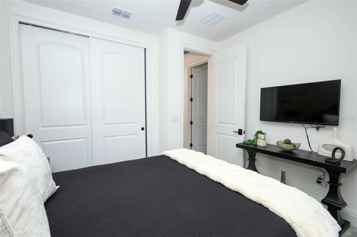 Image No.45-5 Bed House for sale