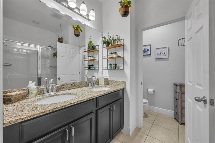 Image No.30-4 Bed Townhouse for sale