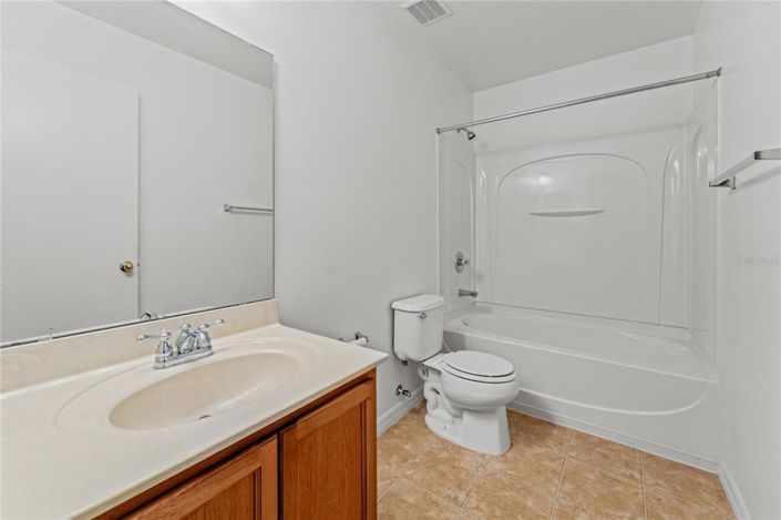 Image No.20-3 Bed Townhouse for sale