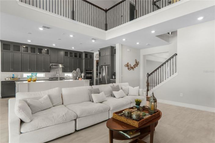 Image No.25-5 Bed House for sale