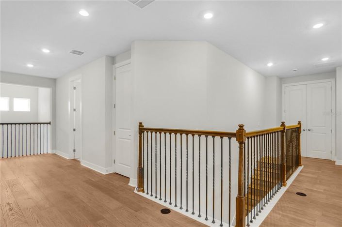 Image No.44-5 Bed House for sale