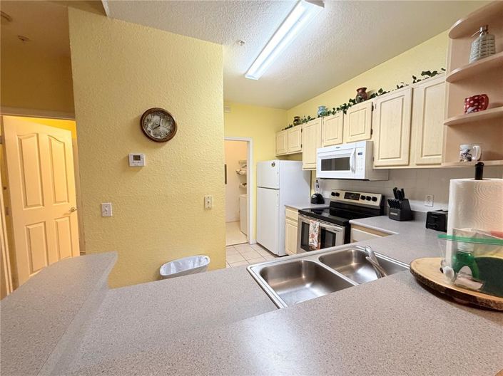Image No.5-2 Bed Apartment for sale