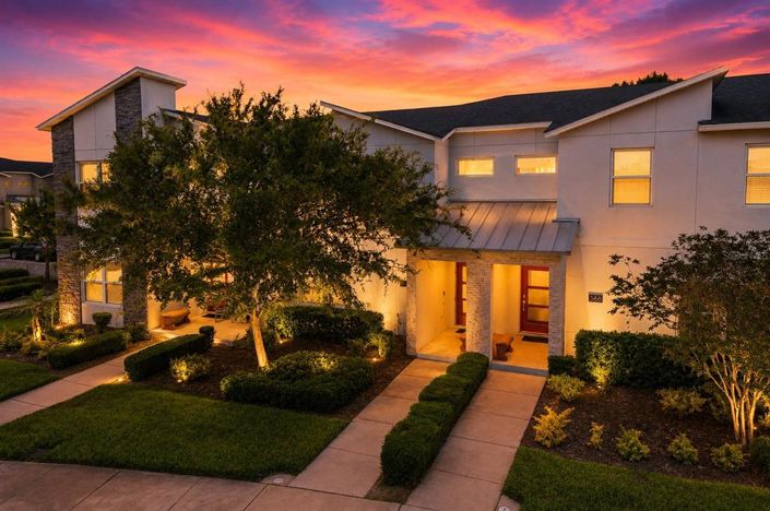 Image No.2-4 Bed Townhouse for sale