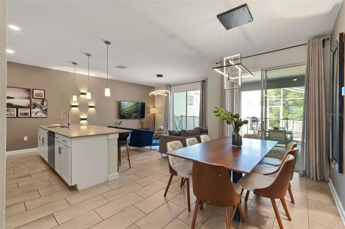 Image No.9-4 Bed Townhouse for sale