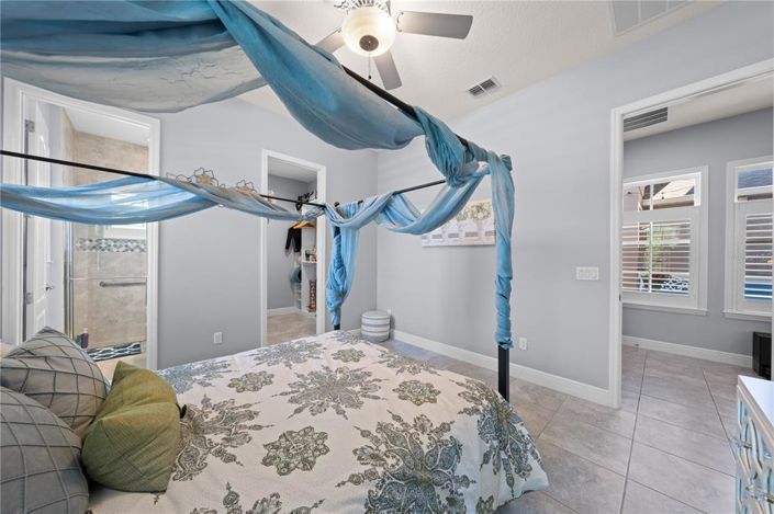 Image No.45-5 Bed House for sale