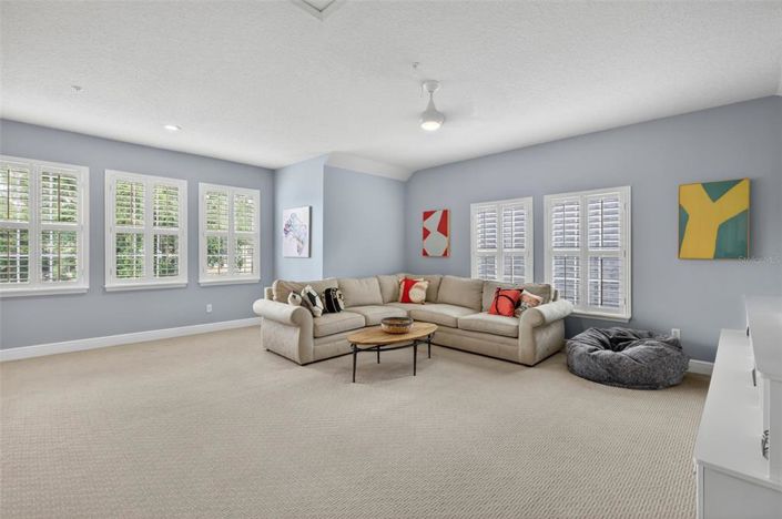 Image No.41-4 Bed House for sale