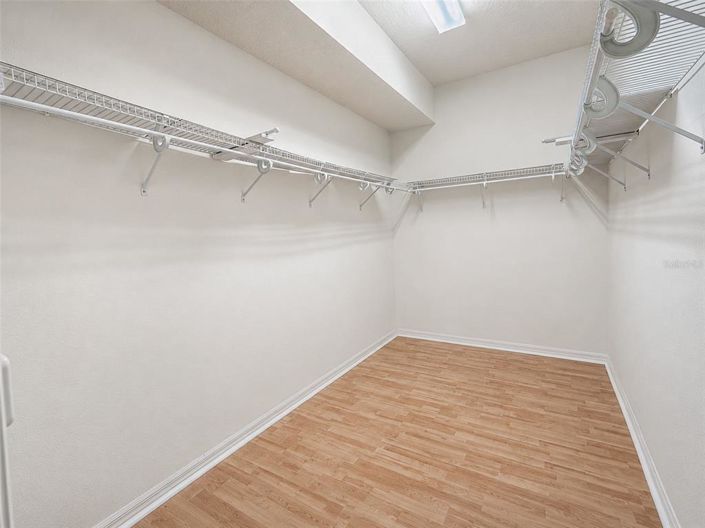 Image No.28-2 Bed House for sale