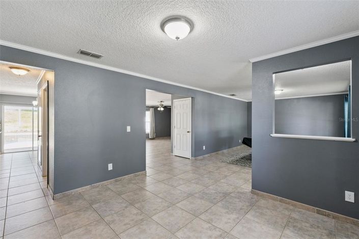 Image No.14-5 Bed House for sale
