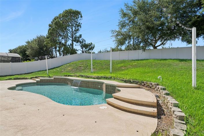 Image No.35-5 Bed House for sale