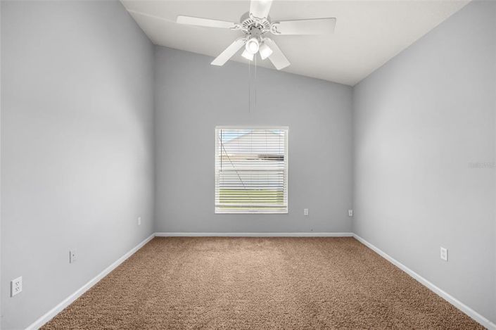 Image No.18-3 Bed House for sale