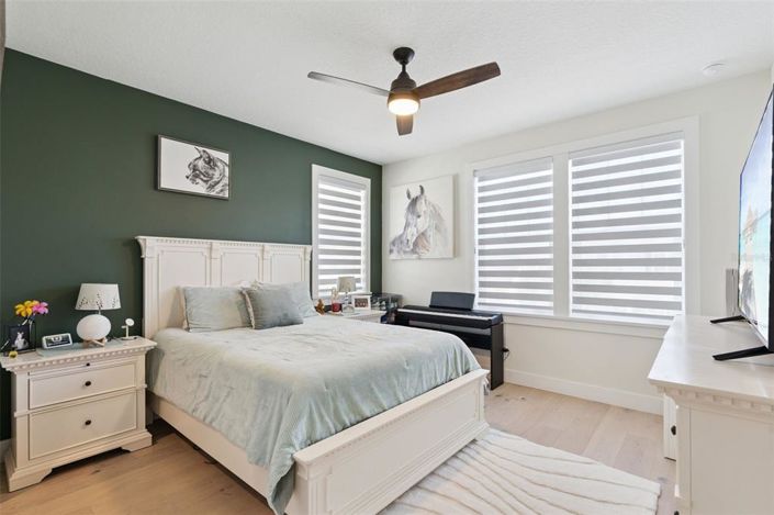 Image No.30-4 Bed House for sale