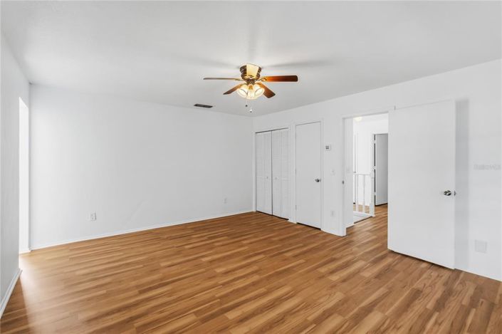 Image No.25-4 Bed House for sale