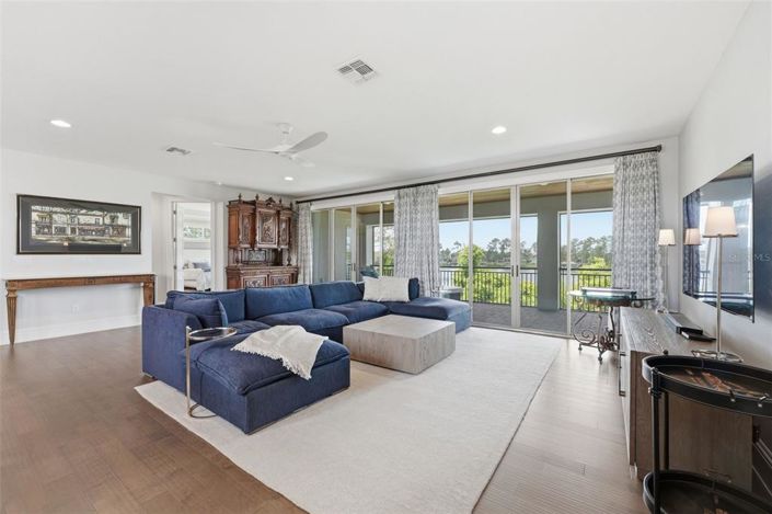Image No.29-5 Bed House for sale