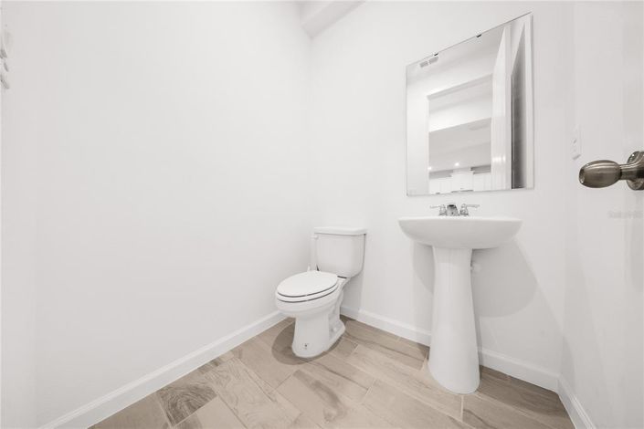 Image No.27-5 Bed House for sale