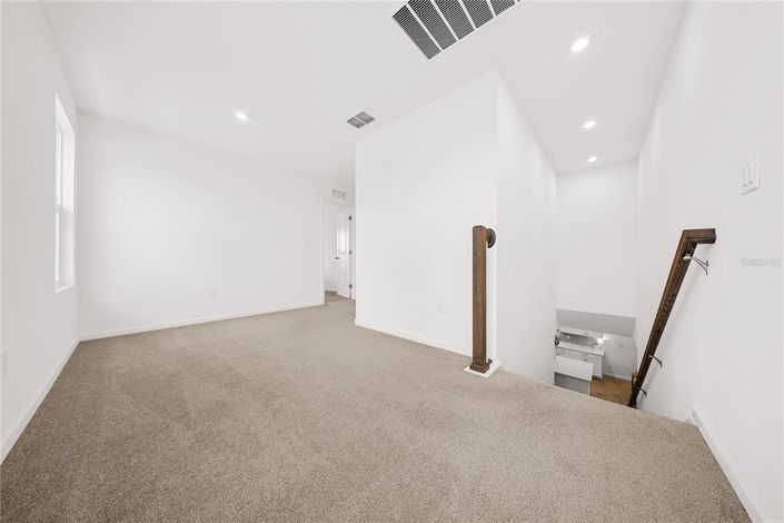 Image No.28-5 Bed House for sale