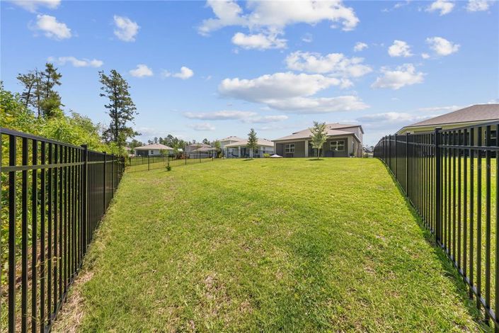 Image No.44-5 Bed House for sale